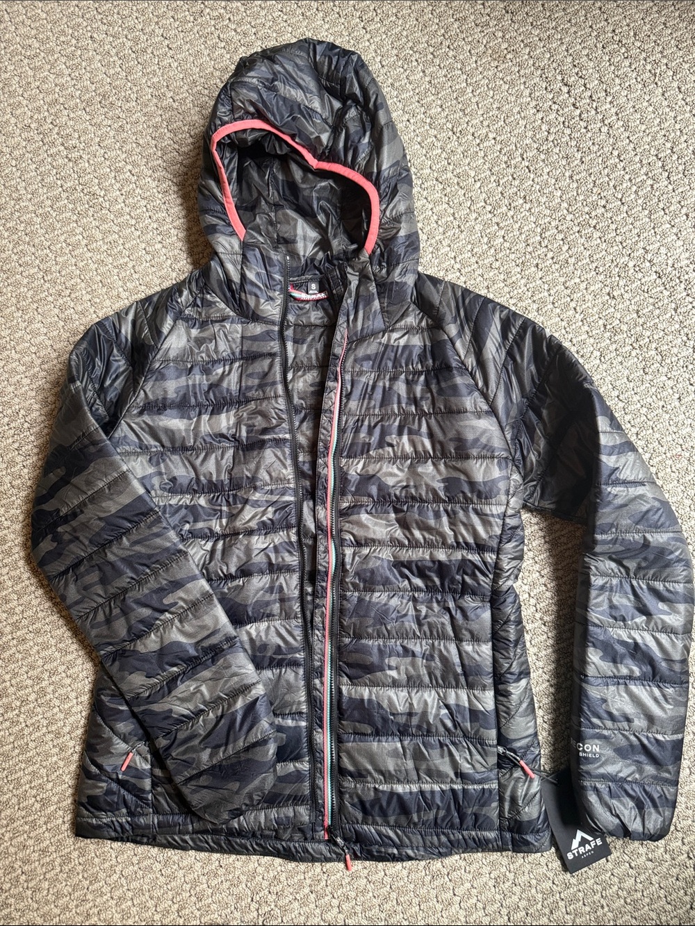Strafe Lightweight Hooded Packable Jacket - Black Camo with Pink Trim